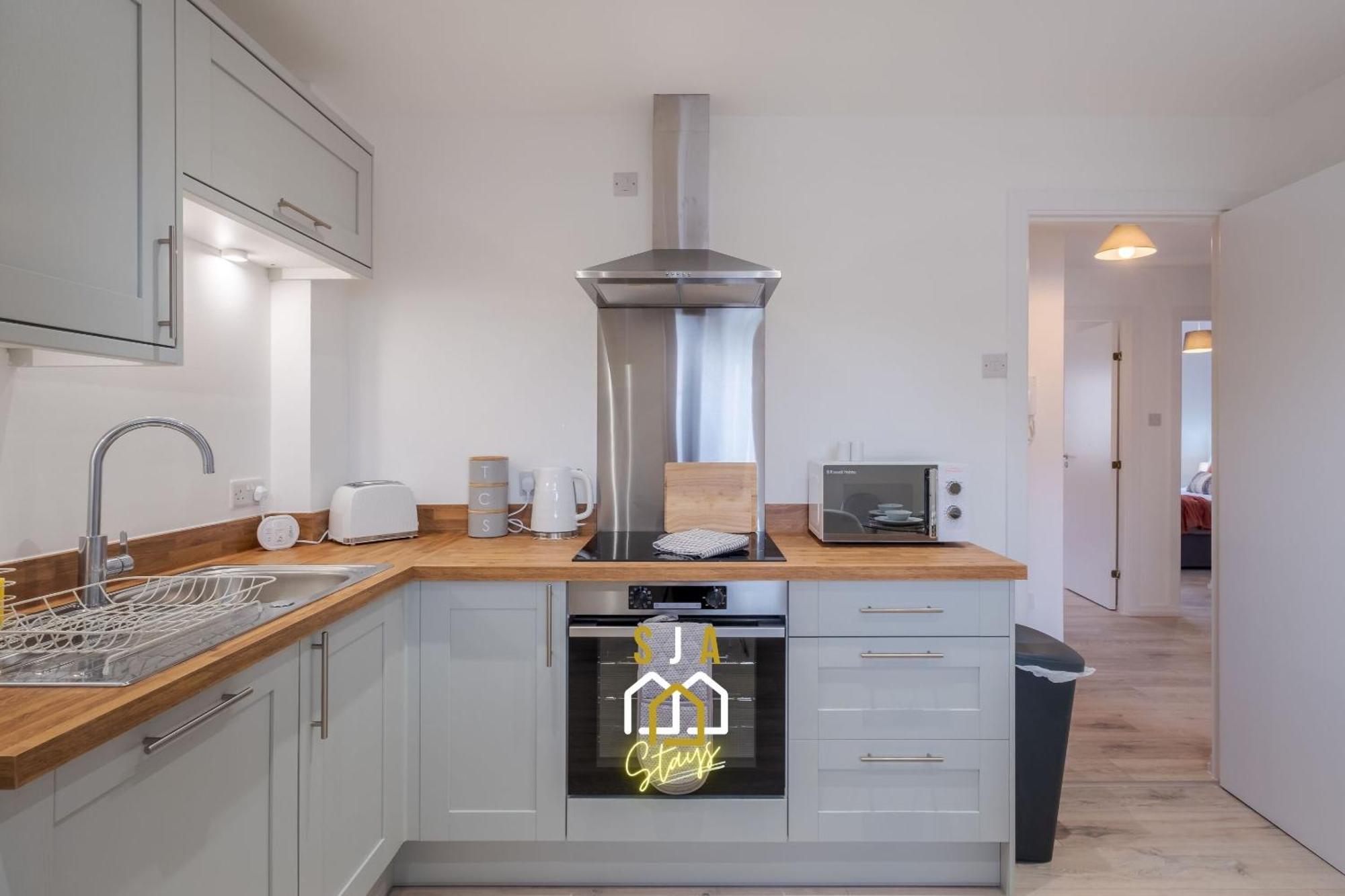 Merkland - Sja - Modern 2 Bed Apartamento *